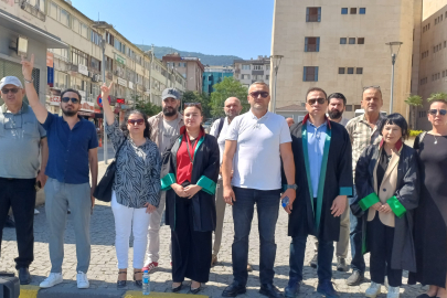 Bursa'da Avukatlardan Ümit Özdağ için Tahliye Talebi