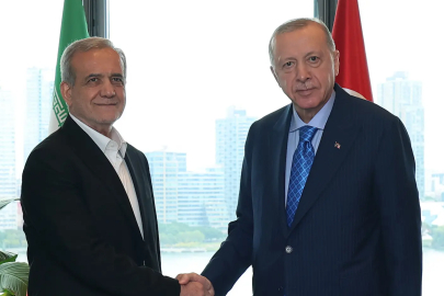 Erdoğan ve Pezeshkian Telefonda Görüştü