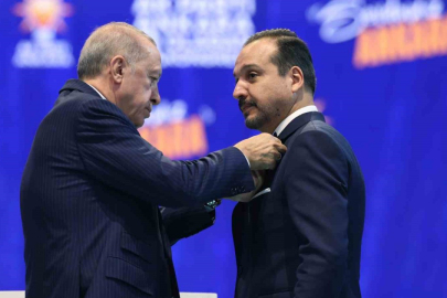 AKP'den Anayasa değişikliği için 19 vekil tranfer edecek
