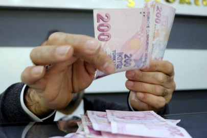 Memur emekli maaş zam oranı Emekliye %15,56, memura %15,58