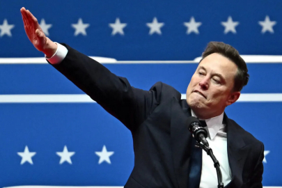 Elon Musk, “Amerika Partisi”ni kurdu