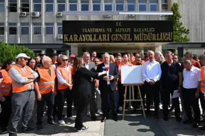 Kamu İşçisi Grev İçin Hazırlanıyor