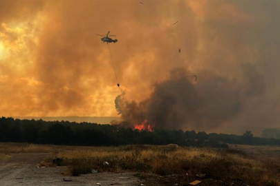 Bakan Açıkladı: Çanakkale Merkezdeki Yangın Söndürüldü