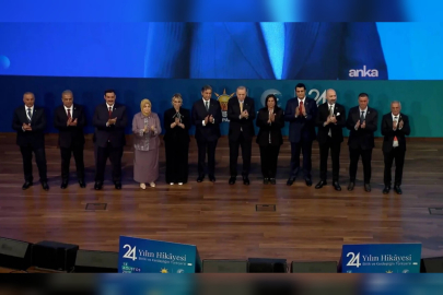 CHP'den İstifa Eden Özlem Çerçioğlu AK Parti'ye katıldı