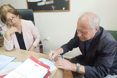 ​"Dünya Malı Kalır" Dedi: TSKGV'ye Daire Bağışladı